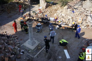 Disaster robotics in action: TRADR control post in Amatrice